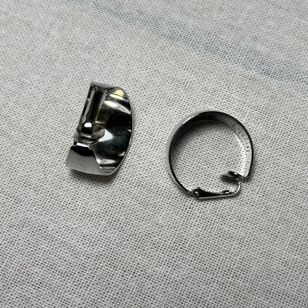 Vintage Silver Tone Ornate Round Hoop Classy Minimalist Career Clip On Earrings